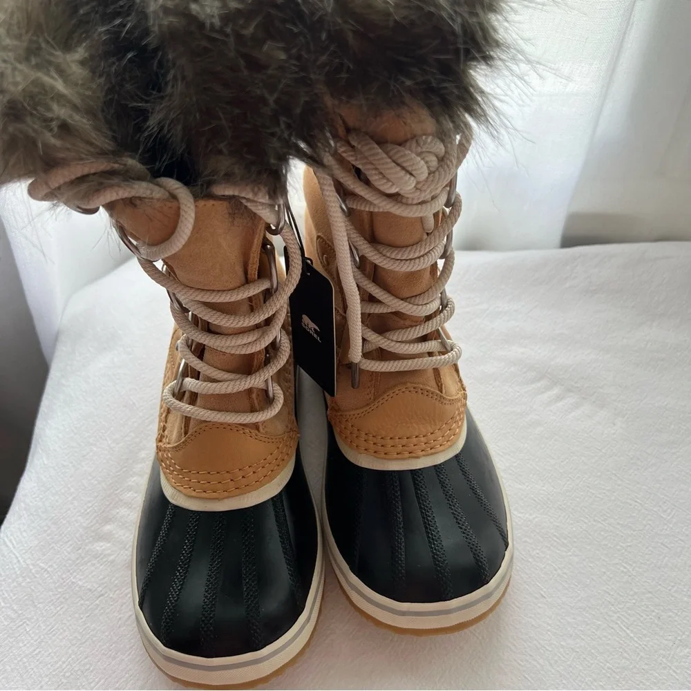 Sorel Joan of Arctic Faux Fur Waterproof Snow Boot in Camel Brown Suede New 6.5